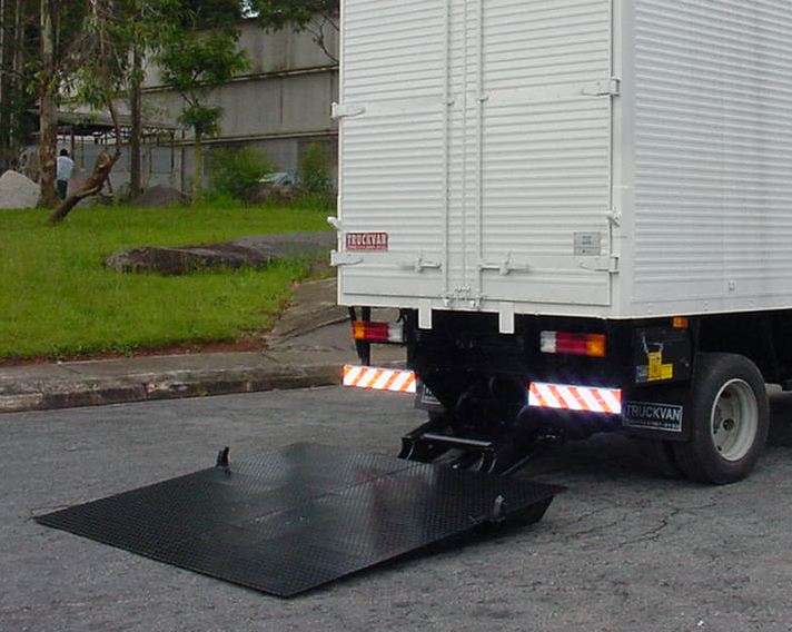 Plataformas Elevatórias de Carga Veicular MKS 1200P4E